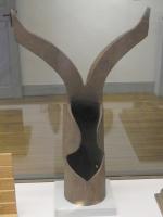 GAF-9006 - Gaffe à pointe fourchue
fer
Gaffe à douille épaisse terminée en fourche robuste destinée à pousser ou repousser le bateau ou des obstacles dérivants.