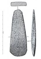 HCH-1057 - Hache plate à bords rectilignes ou convexes
bronze ou cuivre
Hache plate à bords rectilignes ou convexes, de section transversale rectangulaire ou sub-rectangulaire.