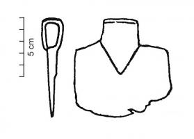 HCH-4021 - Hachette
fer
TPQ : -30 - TAQ : 500
Hache tranchant rectangulaire très large et emmanchement centré avec œil rectangulaire ou ovoïde.