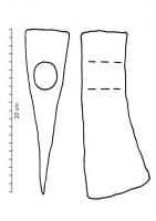 HCH-4027 - Hache type Manning 1
fer
TPQ : 1 - TAQ : 400
Hache ou cognée, comportant de profil un corps légèrement élargis vers le tranchant, qui reste étroit et à peine recourbé; l'œil d'emmanchement peut déformer les côtés de l'outil et l'extrémité opposée au fil est convexe.