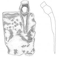 HOU-4001 - Houe
fer
Houe à lame trapézoïdale, l'oeil d'emmanchement est prolongé à l'intérieur par une arête. A l'opposé de la lame, simple masse rectangulaire.