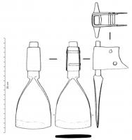 HRM-4004 - Herminette
fer
Herminette à palette trapézoïdale triangulaire, bords souvent arqués, prolongés par une soie massive; l'emmanchement, tout aussi caractéristique que l'outil, fait appel à un manchon rapporté en tôle, qui vient enserrer la soie avant d'être solidement fixé par des rivets sur le manche.