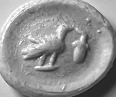 INT-4067 - Intaille : oiseau
pierre dure
Intaille figurant un oiseau avec une grappe de raison, ou un autre animal.