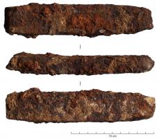 LGT-4017 - Barre de fer
fer
Semi-produit en forme de barre allongée, de section rectangulaire; sur les sites de consommation, ces barres peuvent être sectionnées ou repliées sur elles-mêmes, en fonction du stade de transformation auquel elles ont été abandonnées.