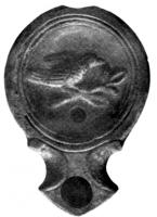 LMP-4127 - Lampe Loeschcke I : oiseau sur branche
terre cuite
TPQ : -27 - TAQ : 37
Lampe à bec à volutes et enclume. Médaillon décoré d'un oiseau sur branche, à droite.