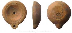 LMP-42196 - Lampe à bec rond
terre cuite
TPQ : 175 - TAQ : 225
Lampe moulée, réservoir circulaire sans anse, médaillon lisse limité par deux sillons; bec rond, court; fond plat et lisse. Argile beige, engobe orangé.