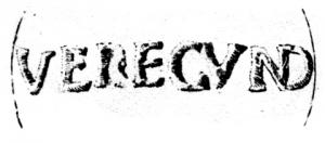 LMP-42458 - Lampe de firme : VERECVNDI
terre cuite
TPQ : 50 - TAQ : 150
Lampe moulée sans anse: le réservoir circulaire est de profil biconvexe asymétrique; bandeau penché vers l'extérieur portant deux tenons rectangulaires non percés, sur l'axe horizontal. Disque en cuvette profonde bordée par un bourrelet continu. Bec à canal de type indéterminé. Base circulaire plate en creux limitée par deux anneaux concentriques enfermant l'estampille moulée VERECVNDI en relief. Engobe rouge brique peu adhérent.