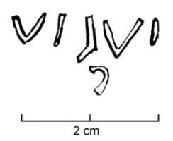 LMP-42570 - Lampe de firme : IVLIVS
terre cuite
TPQ : 50 - TAQ : 200
Lampe de firme à canal ouvert (Loeschcke X) ; sous le fond, marque moulée IVLIVS, parfois suivi de FIICIT.