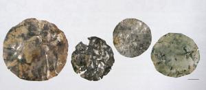 MRR-4079 - Miroir votif
bronze
Disque en tôle, remplaçant symboliquement un miroir en contexte de sanctuaire.