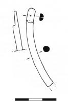 MRS-2026 - Mors annulaire
bronze
Mors constitué d'un anneau massif, de section circulaire, équipé d'un système de fermeture à verrouillage par languette perforée (tenon / mortaise), tout comme les objets plus tardifs.