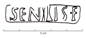 MRT-4073 - Jatte ou mortier : SENILIS.F
terre cuite
Jatte ou mortier à lèvre épaissie et déversée ; bec verseur ; marque estampée sur le bord : SENILIS.F