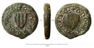 PDS-7006 - Poids de ville : FoixbronzeTPQ : 1299 - TAQ : 1299Poids monétiforme, moulé, aux armes, sur les deux faces de la ville de Foix (d'or à trois pals de gueules)
2 livres : A/ + II LIVRAS DE FOIS ; R/ + ANNO DOMINI : M : CCIC :
Livre : A/ + I LIVRA : DE : FOIS ; R/ + ANNO : DOMINI : M : CCIC
Demi-livre : A/ + MEIA . LIVRA . DE . FOIS ; R/ + ANNO  DOMINI M CCIC
Demi-livre : A/ + MEIA . LIVRA . D . FOIX ; R/ + ANNO . DNI . M . CCIC
Carteron : A/ + CARTARO  DE FOIS ; R/ + ANNO : DNI : M : CCIC
Demi-carteron : A/ + MEIG CARTARO ; R/ + ANNO . DNI .  M . CCIC
