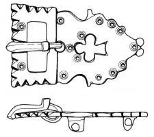 PLB-5161 - Plaque-boucle rigidebronzeTPQ : 575 - TAQ : 625Plaque-boucle non articulée, à boucle rectangulaire, encochée pour le repos d'ardillon et également ornée d'encoches transversales sur l'arête externe ; la plaque est de forme oblongue, peut-être en forme de vase, avec un décor de cercles oculés et d'ajours ; au revers, bélières coulées pour la fixation sur la ceinture.