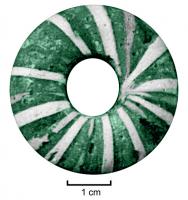 PRL-3021 - Perle annulaire massive : décor de filets - gr. Haev. 23
verre
TPQ : -100 - TAQ : -30
Perle annulaire massive (D. perforation < D. section) en verre naturel ; décor de filets transversaux blanc opaque.