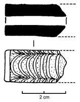PRL-3610 - Perle cylindrique à décor de plumes
verre
Perle cylindrique en verre bleu, avec un décor transversal déformé pour former des
