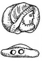 PRL-4165 - Perle à double perforation : tête casquée
verre
TPQ : 250 - TAQ : 400
Perle à double perforation en verre noir dont la face est ornée d'une tête masculine casquée.