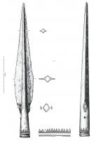 PTL-1017 - Pointe de lance à œillets basaux 
bronze
Pointe de lance portant deux œillets à la base des ailerons ; type à lame foliacée biconvexe. La douille est ornée d'incisions.