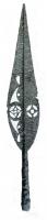 PTL-3009 - Pointe de lance à décor ajouré
fer
Pointe de lance à flamme lancéeolée, bervure saillante; décor asymétrique constituant en une juxtaposition d'ajours d'un côté ou des deux côtés de la pointe.