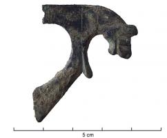 RSR-4003 - Rasoir
bronze, fer
Manche en bronze, coulé sur sa lame en fer, en forme de tête de chien ou de fauve. Sur certains exemplaires, le cou se couvre de plumes ou écailles qui font de l'animal un monstre fantastique.