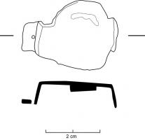 SER-7004 - Foncet circulaire
fer
plaque circulaire avec deux ou trois pattes de fixation, qui sert de fond ou de couverture intérieur au mécanisme d'une serrure.