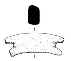 SPV-4015 - Support de vase
bronze
Support de vase massif, épais, de forme arquée avec deux extrémités encochées ; la face externe, soumise aux chocs d'usage, est souvent émoussée sur les angles.