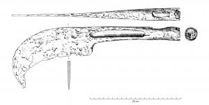 SRP-4014 - Serpe à douille fenêtrée
fer
Serpe à large lame nettement recourbée à la pointe, la douille est très allongée et comporte une large ouverture oblongue.