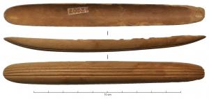 STR-4014 - Strigile en os - Groupe X
os
Plaque arquée à section en U, de type ligula de strigile. La face convexe est ornée de cannelures parallèles dans l'axe longitudinal.