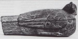 BTE-4021 - Boîte zoomorpheivoireBoîte en forme d'animal (poule), en deux parties articulées par des charnières ; à l'intérieur, cavités de formes diverses, pour des bagues et autres bijoux.