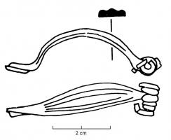 FIB-3502 - Fibule à arc moulurébronzeFibule à pied redressé, arc aplati mouluré longitudinalement sur la face supérieure, ressort bilatéral court.