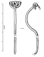 FIB-41649 - Fibule de type LauriacumbronzeTPQ : 400 - TAQ : 500Fibule entièrement filiforme, arc court suivi d'un très long pied à extrémité repliée ; ressort à 6 spires et corde interne.