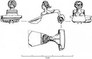 FIB-4750 - Fibule Feugère 18b1 variante antropomorphebronzeTPQ : -10 - TAQ : 50Type à couvre-ressort cylindrique; l'arc est constitué d'un corps assez réaliste, habituellement léontomorphe mais qui, ici, a la forme d'un buste de sirène ailée; le pied lisse en forme de 