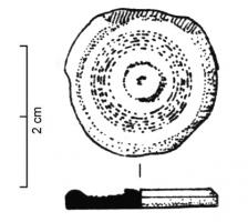 JTN-4010 - JetonosJeton circulaire (facture souvent grossière), dont la face supérieure est creusée d'une large couronne en dépression, au fond marqué de cannelures concentriques, entourant un bouton central en relief.