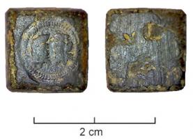 PDM-9016 - Poids monétaire : double ducat (Espagne)bronzePoids de forme carrée : A/ Bustes affrontés de Ferdinand et d'Isabelle dans un cercle de grènetis R/ variable (VD, ...)