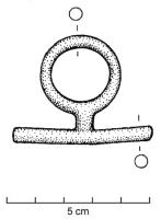 SEP-1002 - Anneau de suspension d'épéebronzeAnneau circulaire, prolongé par une tige reliée à une barrette transversale.