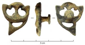 APH-4066 - Applique de harnais à trompettesbronzeApplique de harnais ajourée, constituée de deux motifs curvilignes 
