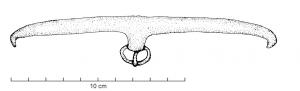 BSE-5002 - AumônièreferAumônière à armatures non articulées. Les extrémités de la partie supérieures sont légèrement repliées et présentent  un profil d'oiseau plus ou moins stylisé. Sur la face inférieure, une boucle à ardillon permet la fermeture de la partie organique de la bourse.