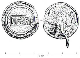 BTA-4020 - Bouton à anneaubronzeTPQ : -10 - TAQ : 10Bouton à anneau. Le disque est pourvu d'une inscription dans un cartouche (tabula ansata) entouré d'un cercle : HAVE.