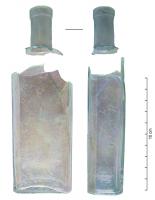 BTL-9006 - Flacon rectangulaire mouléverreFlacon à panse rectangulaire et arêtes chanfreinées, en verre incolore à verdâtre. Le goulot est cylindrique. Il existe plusieurs format.