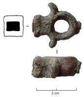 CLE-4172 - Clé à translationbronze, ferManche en bronze d'une clé en fer, de petite taille, formé d'un anneau accosté de deux ergots.