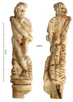 CNF-4085 - Canif : Apollon ?fer, orCanif dont le manche évoque uns statue : assis sur un rocher, la jambe gauche relevée et le genou enserré dans le bras gauche, un personnage nu, tenant son menton dans la main gauche, semble en train de réfléchir ; restes de chlamyde sur les épaules.