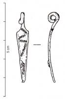 FIB-3921 - Fibule de NauheimbronzeFibule de Nauheim classique (ressort à 4 spires, corde interne, arc triangulaire tendu et section plate). L'objet présente un décor en ligne brisée 
