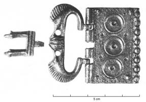 PLB-4006 - Plaque-boucle articulée à extrémités zoomorphesbronzeBoucle à deux ardillons, réniforme avec des 