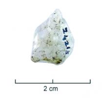 RMA-3006 - Quartz blancpierrePetit bloc de cristal de quartz blanc (module de l'ordre de 20 mm).