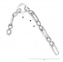 ANS-4005 - Anse de seauferAnse constitué par un fort maillon central circulaire, servant de point d'attache à deux petites chaines alternant maillons simples et maillons en 8.