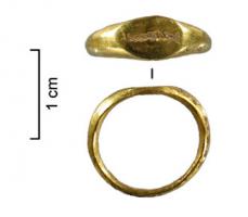BAG-4006 - Bague à chaton gravé en intailleorBague en or, le chaton ovale obtenu par un simple écrasement de matière ; la surface lisse porte un motif animal ou végétal, gravé en creux.