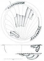 BAS-4012 - Bassin en forme de coquillebronzeTPQ : 300 - TAQ : 400Bassin circulaire en tôle, à paroi déversée ornée de côtes asymétriques, évoquant le test d'un lamellibranche ; la lèvre horizontale est ornée de perles au repoussé.