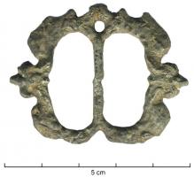 BOC-9011 - Boucle de chaussurebronzeBoucle plate symétrique moulée, à double fenêtre (en 