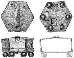 CDN-4004 - Cadenas hexagonalferCadenas à boîtier, de forme hexagonale, posé sur des rivets à tête sphérique qui en protègent la base.