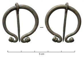 FIB-41422 - Fibule pénannulaireargentTPQ : -10 - TAQ : 75Fibule en oméga (