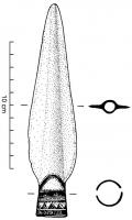 PTL-1014 - Pointe de lance à douille courtebronzePointe de lance de taille moyenne (longueur totale comprise entre 12 et 20cm), à douille courte, avec deux perforations symétriques dans le plan des ailerons ; nervure médiane semi-circulaire ; la douille porte un décor gravé de motifs géométriques.